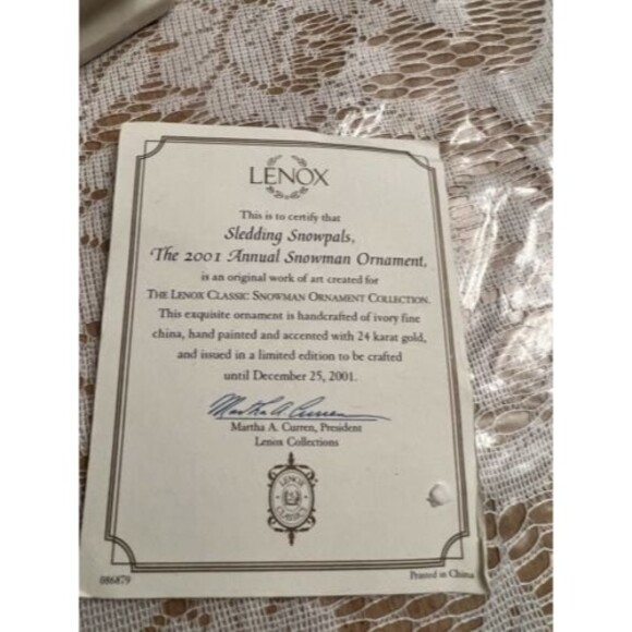 2001 Lenox Sledding Snowpals Christmas Ornament w/ Box 24K Gold MINT - Picture 6 of 6